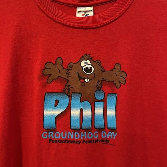 Groundhog Day size large (14-16) red tshirt. - Picture 2 of 4